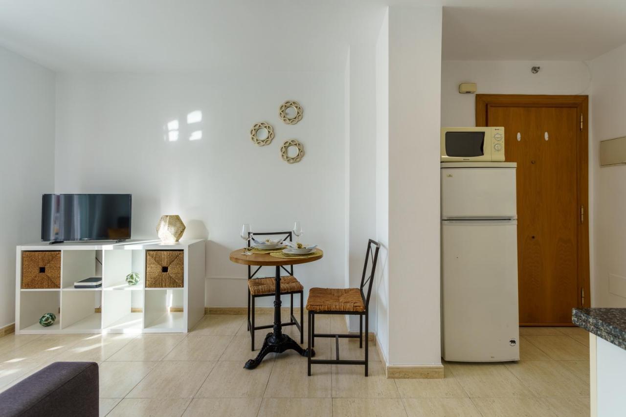 Apartamento Malagueta Breeze مالقة المظهر الخارجي الصورة