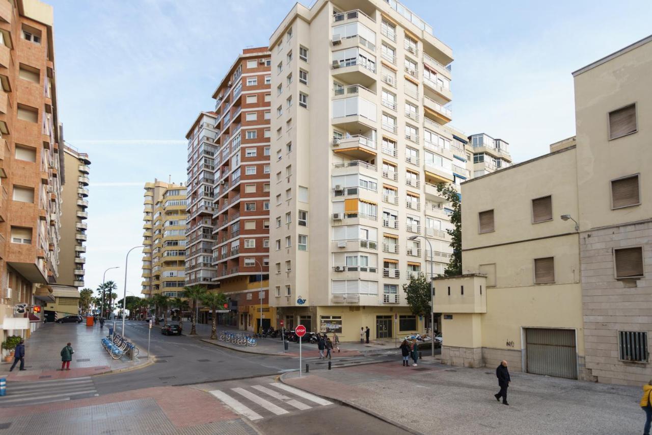 Apartamento Malagueta Breeze مالقة المظهر الخارجي الصورة